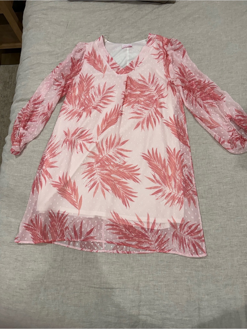 Pink Lily Women’s Pink Palm-Print V-Neck Dress